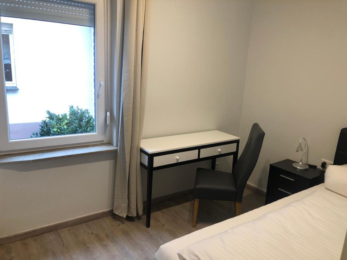 Schiller Pension Билефельд Экстерьер фото